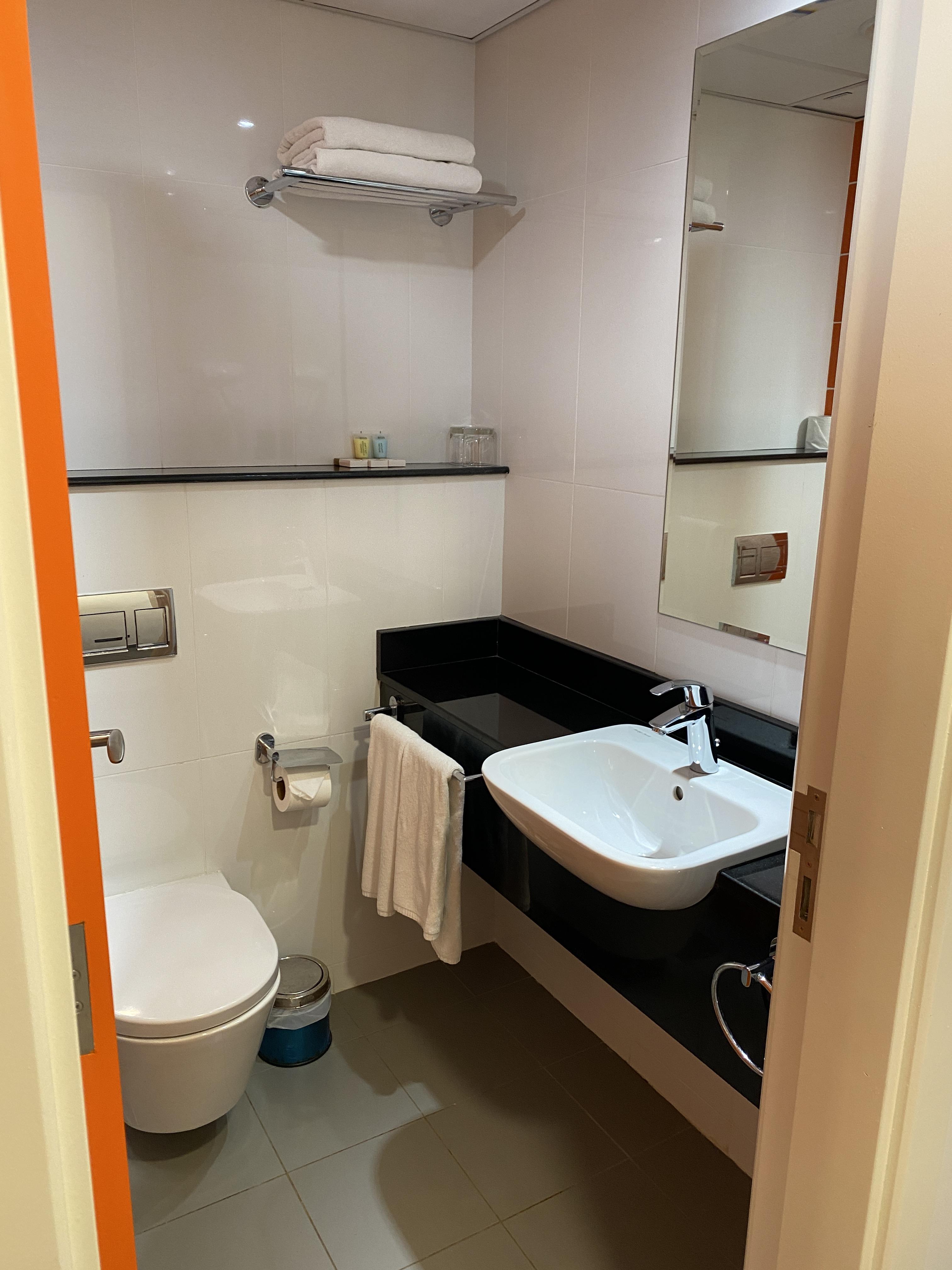 Best family friendly high quality hotel room in al ghubaiba bur dubai